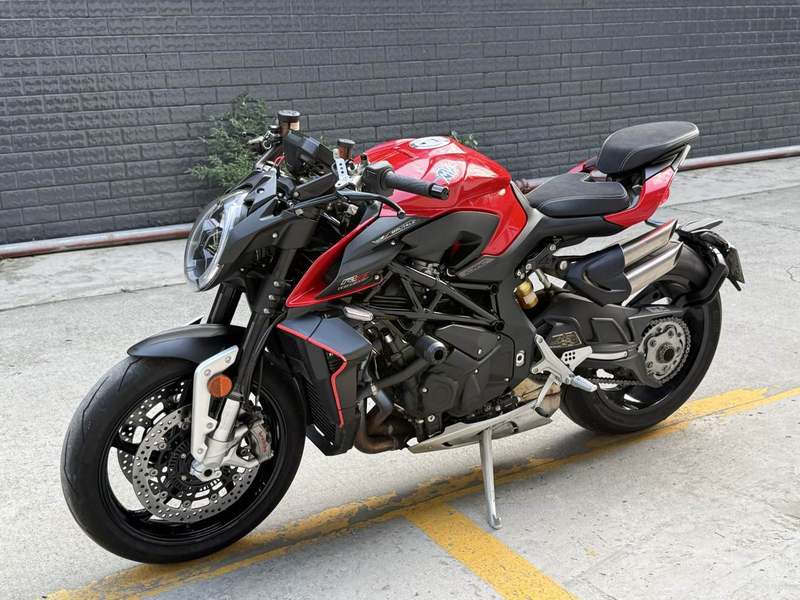 二手奥古斯塔Brutale 1000