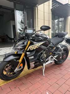 二手杜卡迪Street Fighter V4