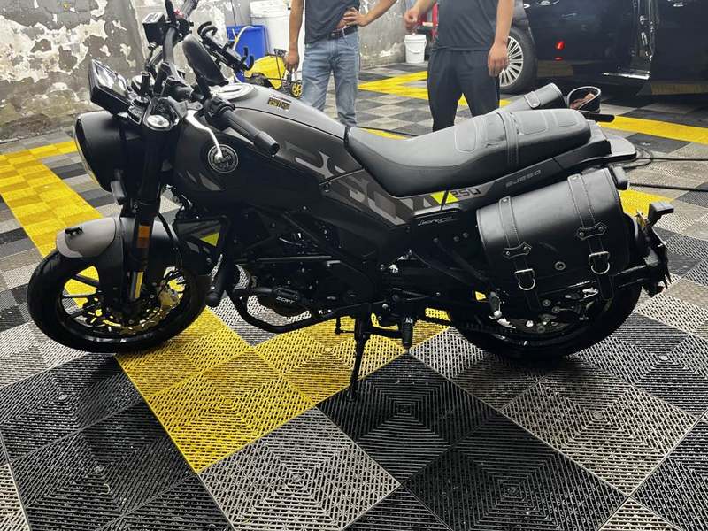 二手贝纳利幼狮 Leoncino 250