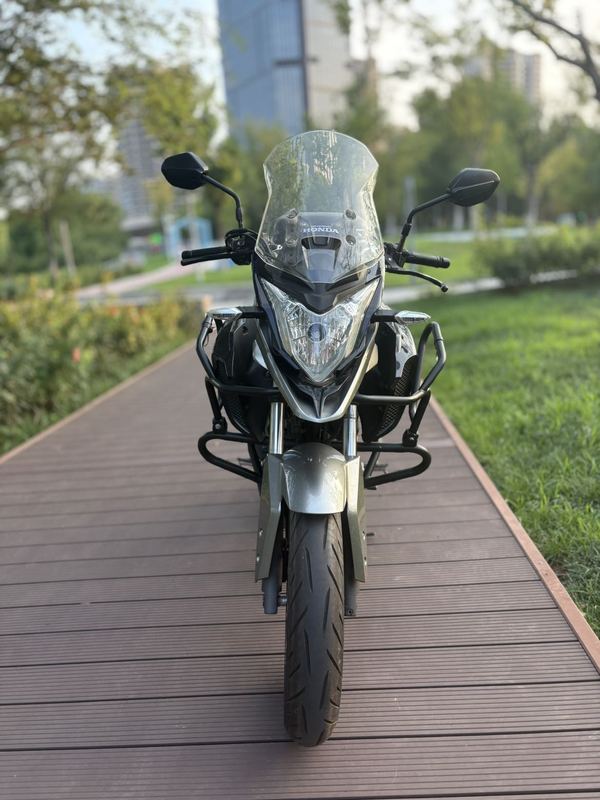 二手五羊本田猛鸷 CB190X