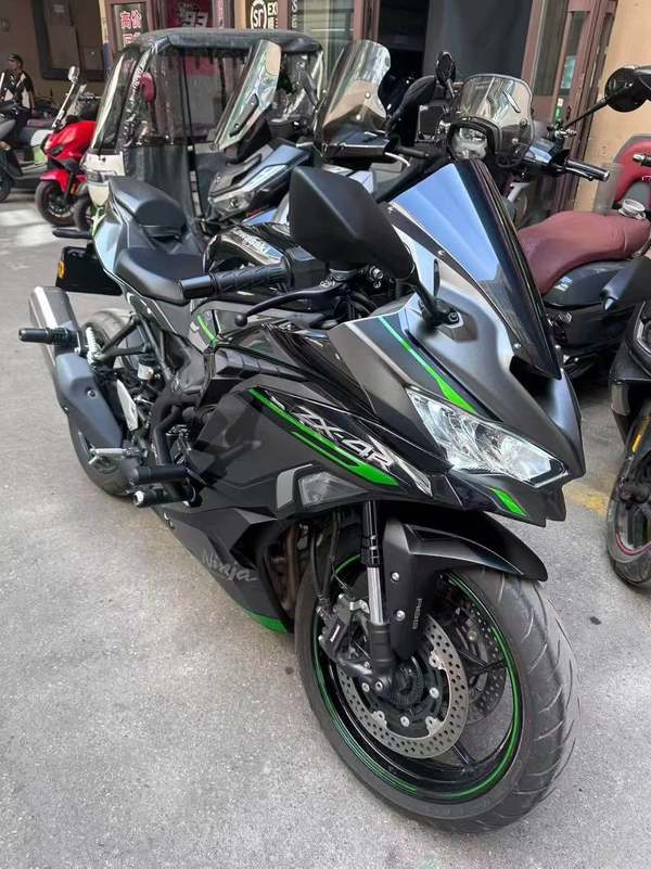 二手川崎ZX-4R