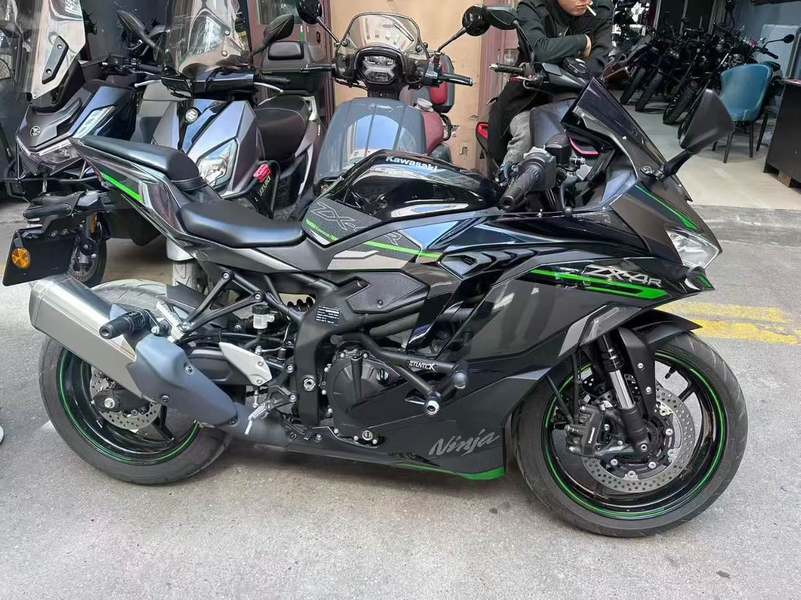 二手川崎ZX-4R