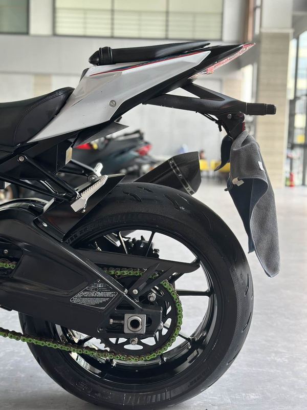二手宝马S 1000 R