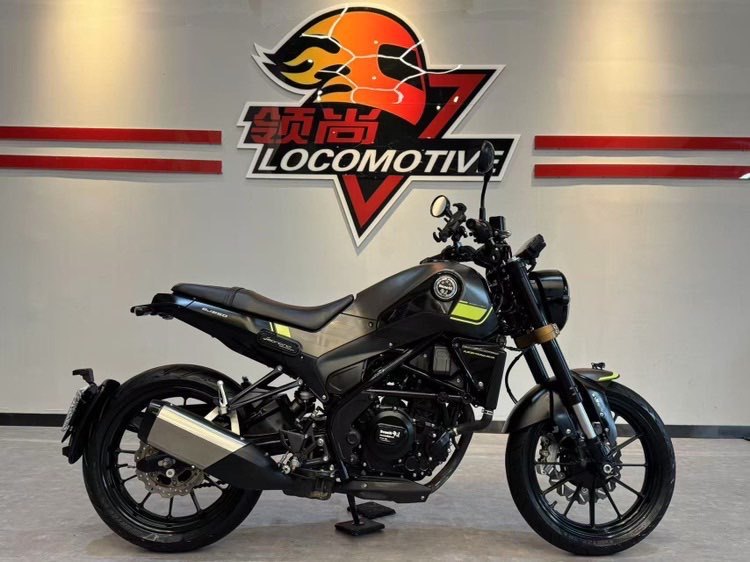 二手贝纳利幼狮 Leoncino 250