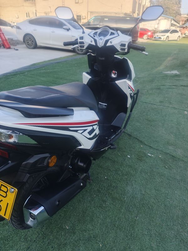 二手新大洲本田裂行 RX125Fi