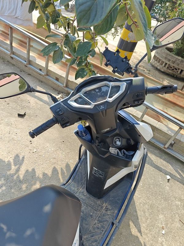二手五羊本田NX125
