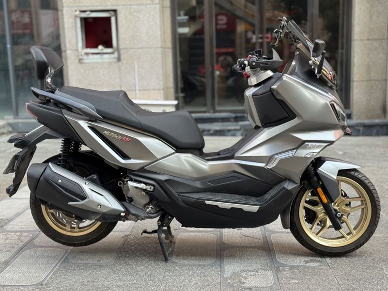 二手三阳哈士奇 Husky ADV300