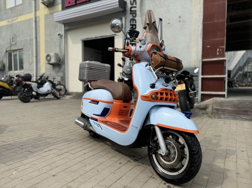 二手维多利亚Sixties 300i