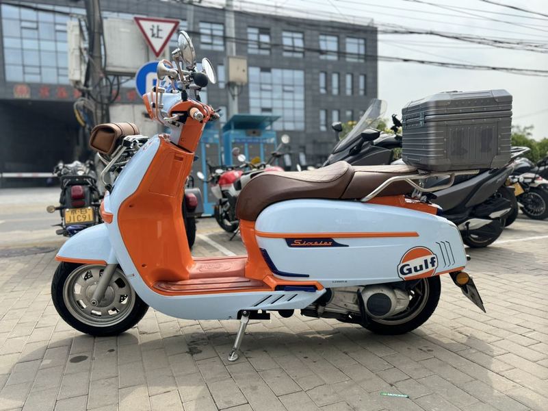 二手维多利亚Sixties 300i