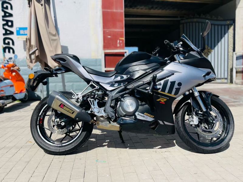 二手贝纳利龙卷风 Tornado 252R