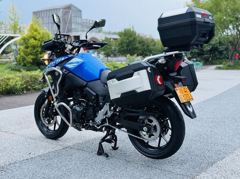 二手豪爵铃木DL250