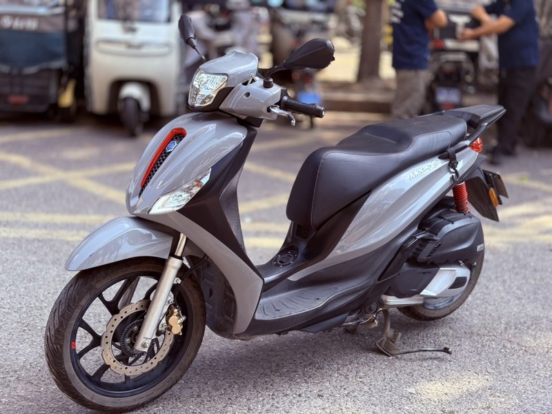 二手比亚乔Medley 150