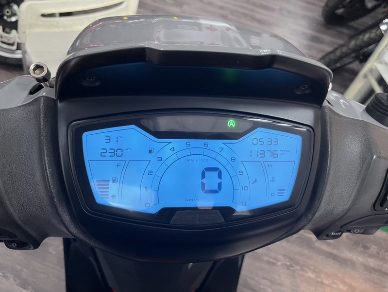 二手比亚乔Medley 150