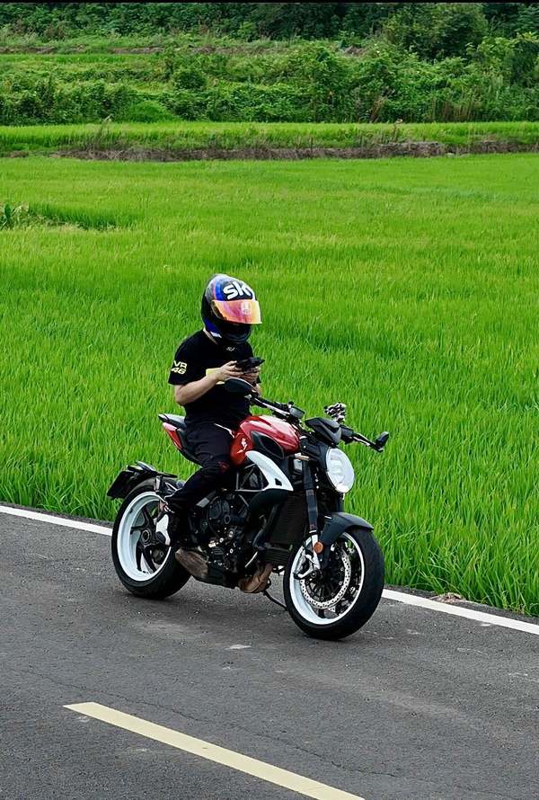 二手奥古斯塔Brutale 800