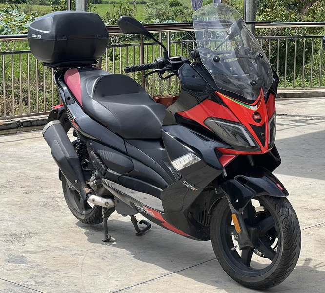 二手宗申阿普利亚SR Max 300 