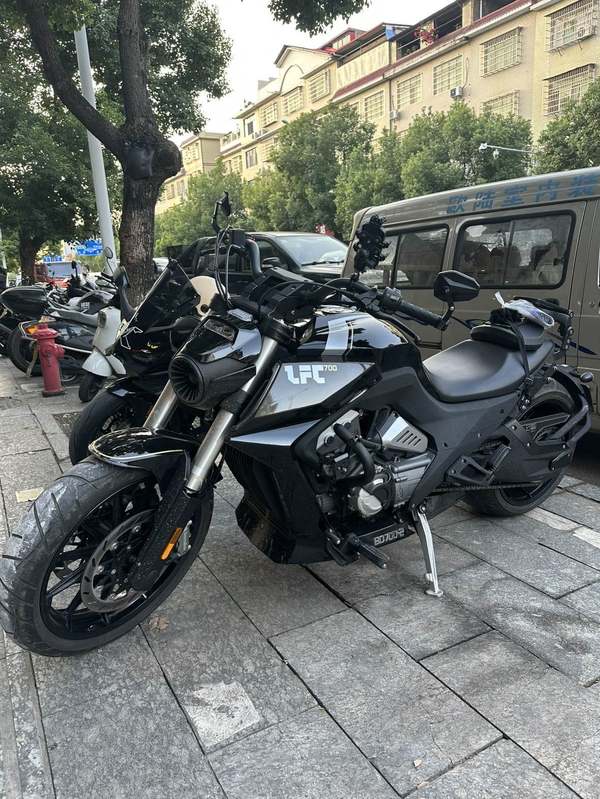 二手奔达LFC700 燎