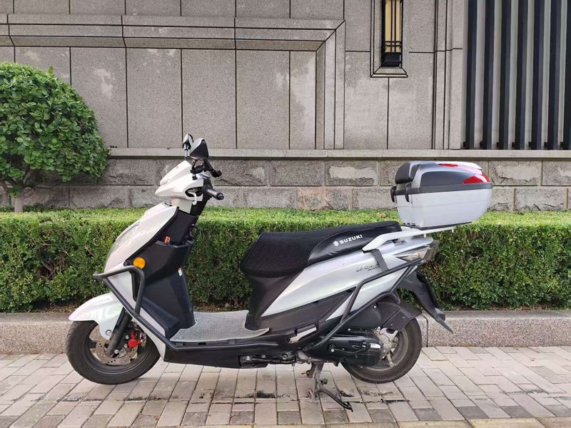 二手济南铃木优驿 UE125T