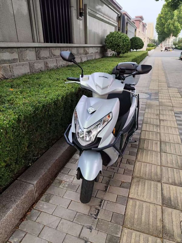 二手济南铃木优驿 UE125T