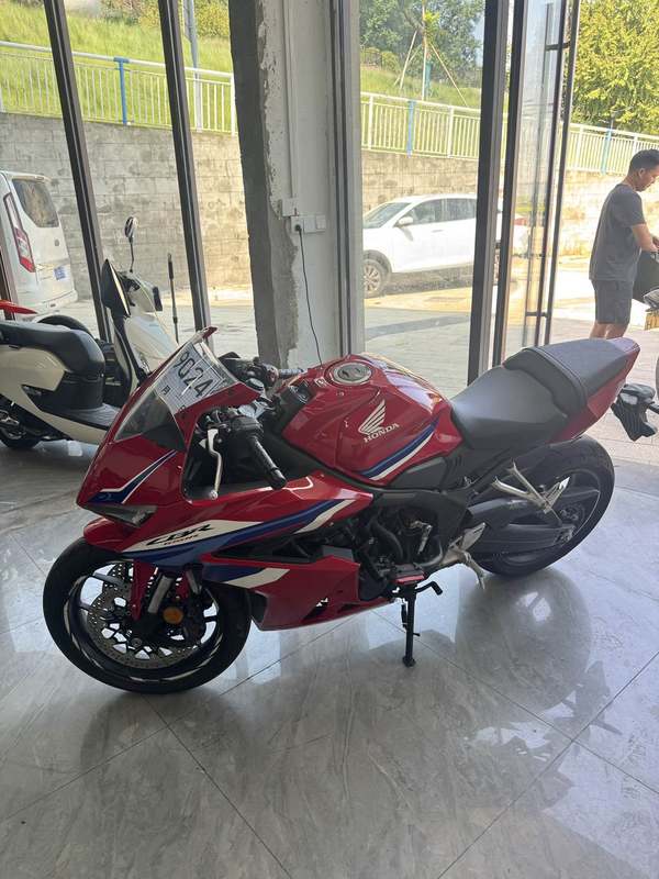 二手本田CBR650R