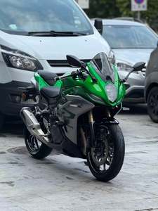 二手贝纳利龙卷风 Tornado 402R
