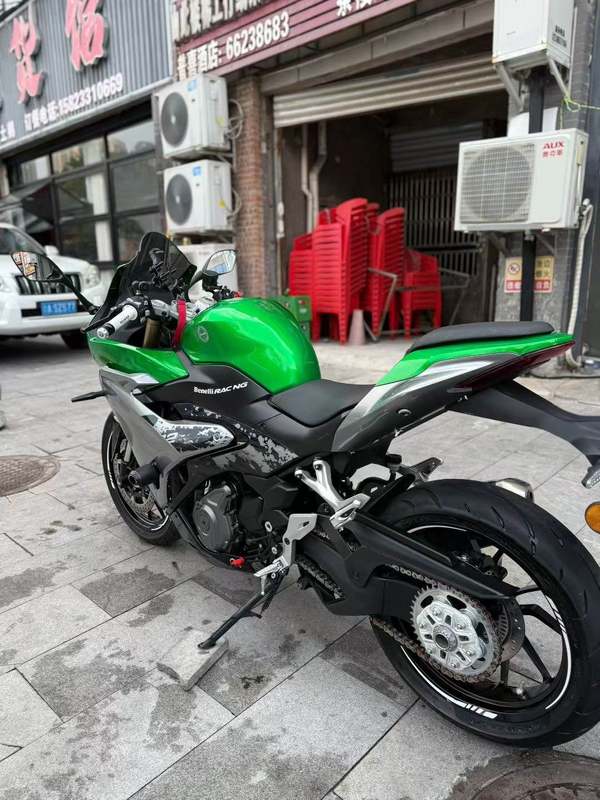 二手贝纳利龙卷风 Tornado 402R