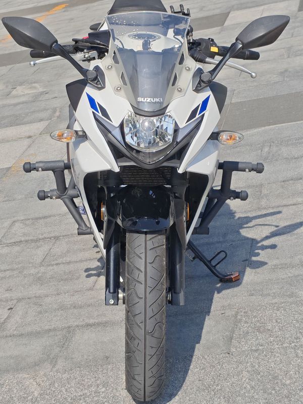 二手豪爵铃木GSX250R