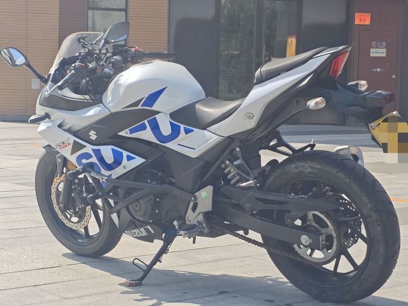 二手豪爵铃木GSX250R
