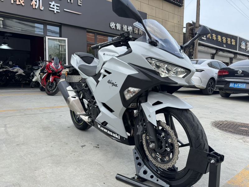 二手川崎Ninja 400