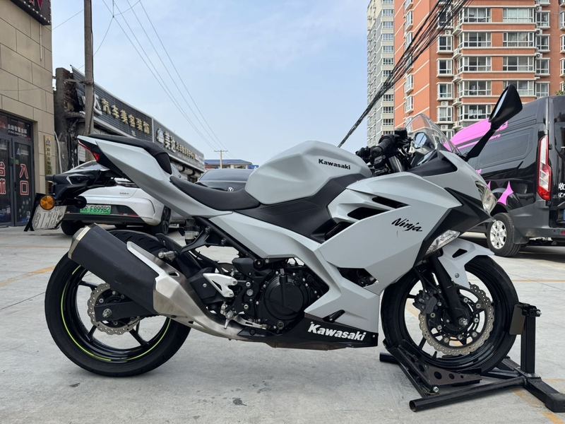 二手川崎Ninja 400