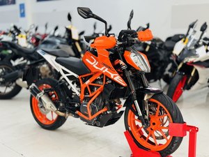 二手KTMR2R390 Duke