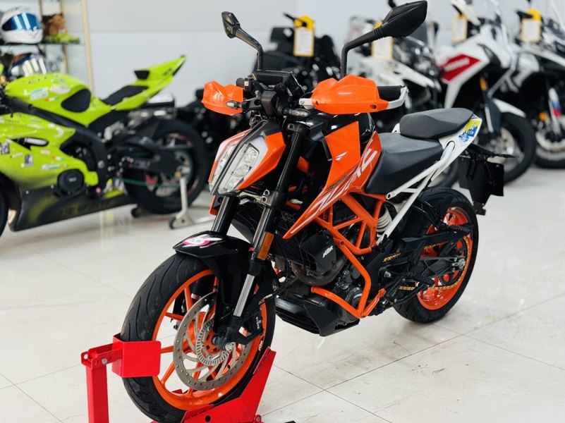 二手KTMR2R390 Duke