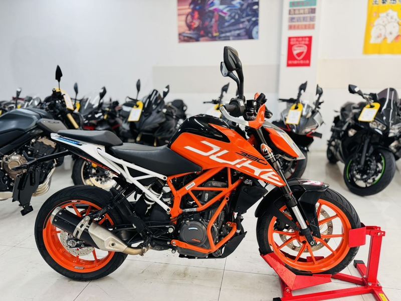 二手KTMR2R390 Duke