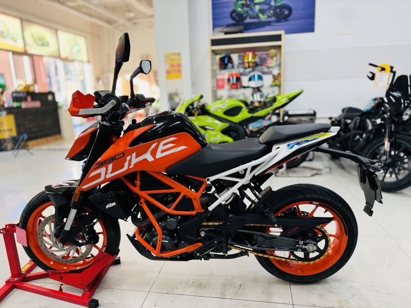 二手KTMR2R390 Duke