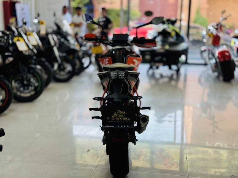 二手KTMR2R390 Duke