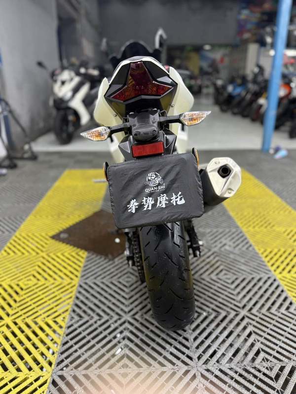 二手川崎Ninja 400