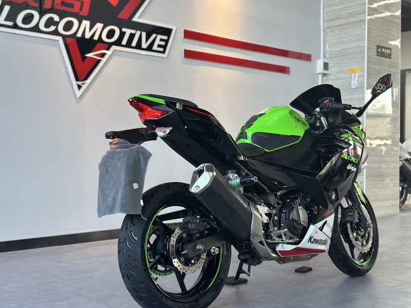二手川崎Ninja 400