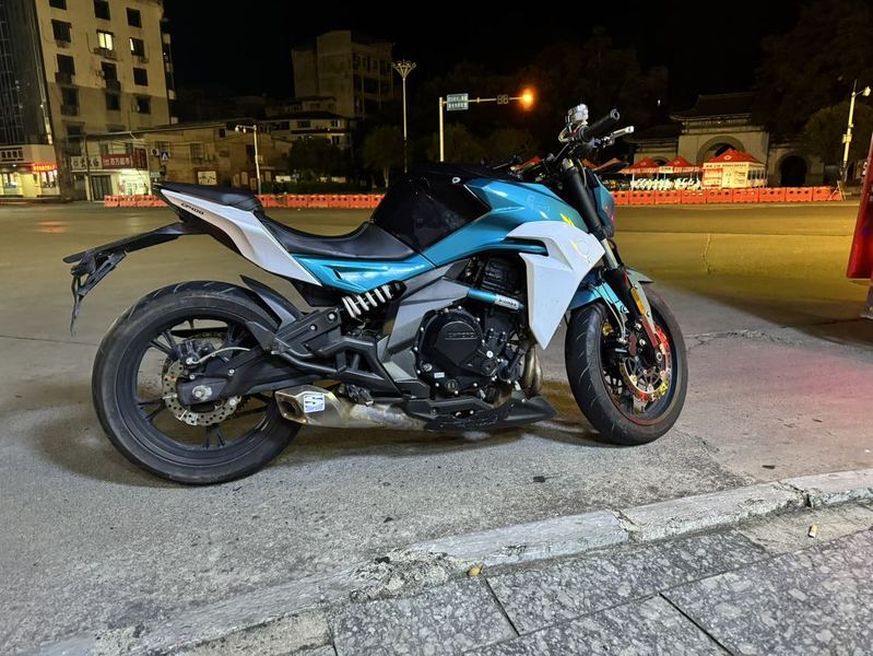 二手春风400NK