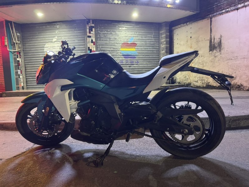 二手春风400NK