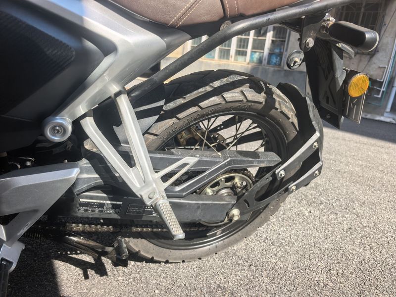 二手五羊本田鸷道 CB190SS