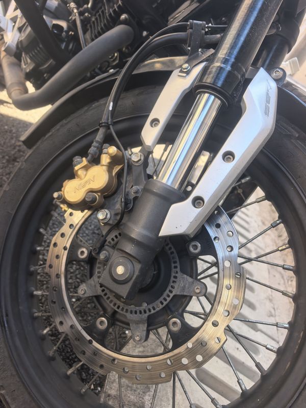二手五羊本田鸷道 CB190SS