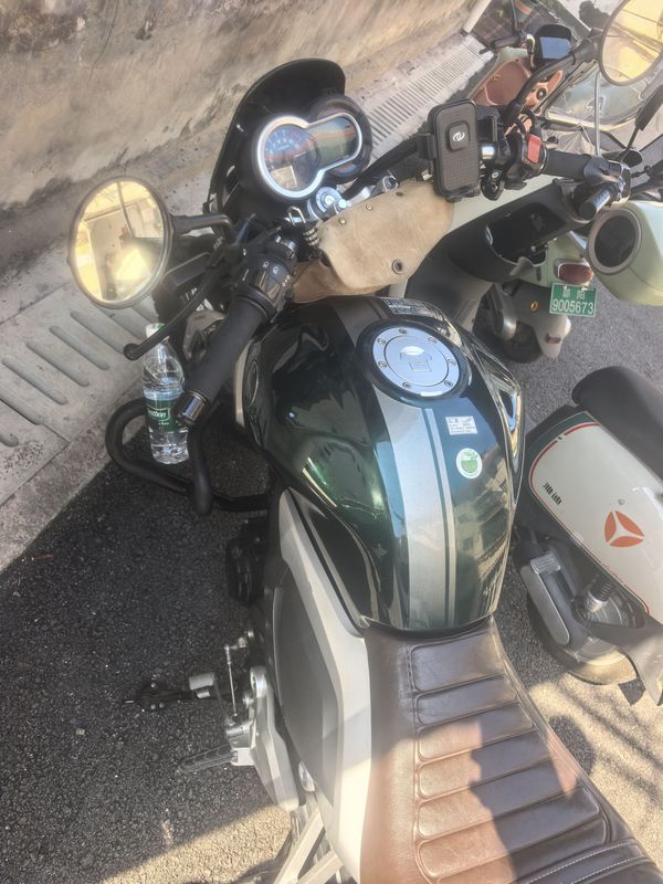 二手五羊本田鸷道 CB190SS