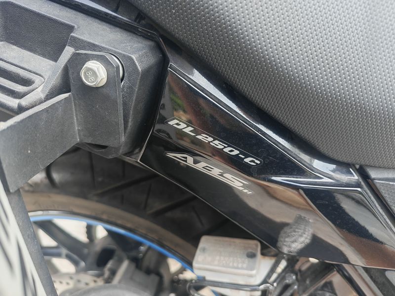 二手豪爵铃木DL250