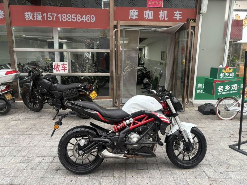 二手贝纳利蓝宝龙 BN302S