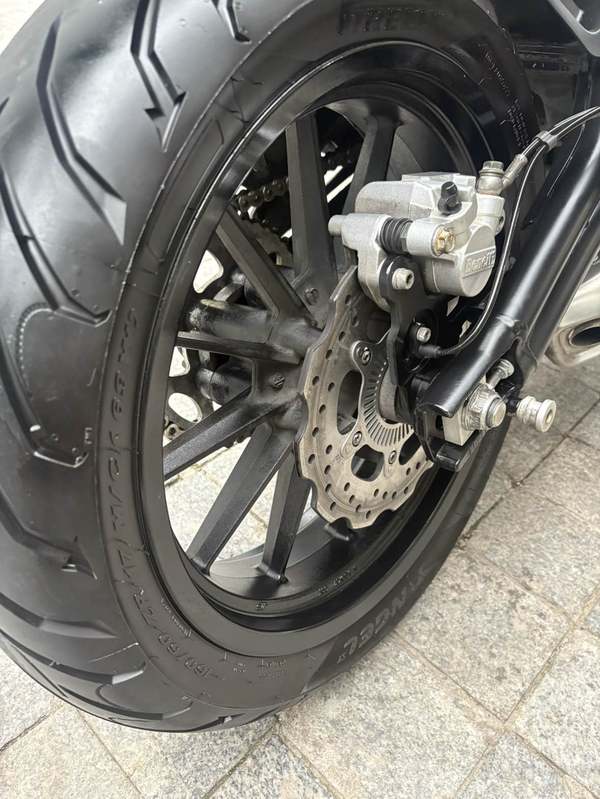 二手贝纳利蓝宝龙 BN302S