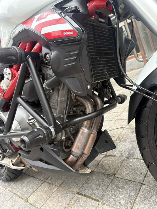 二手贝纳利蓝宝龙 BN302S