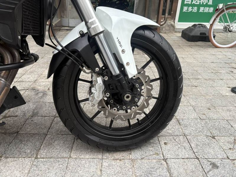 二手贝纳利蓝宝龙 BN302S