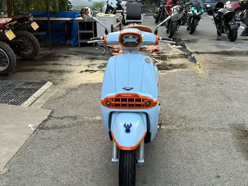 二手维多利亚Sixties 300i