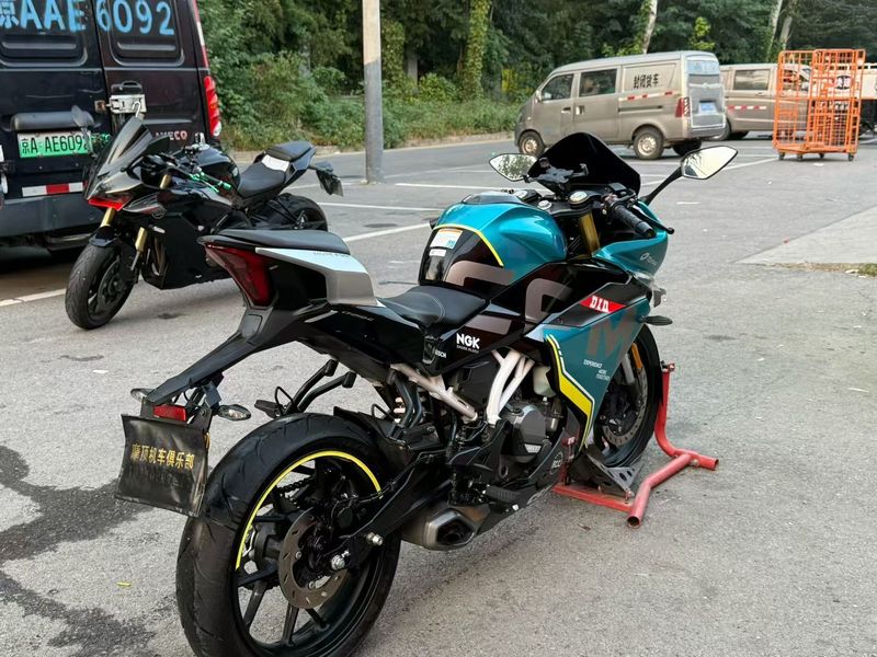 二手春风250SR