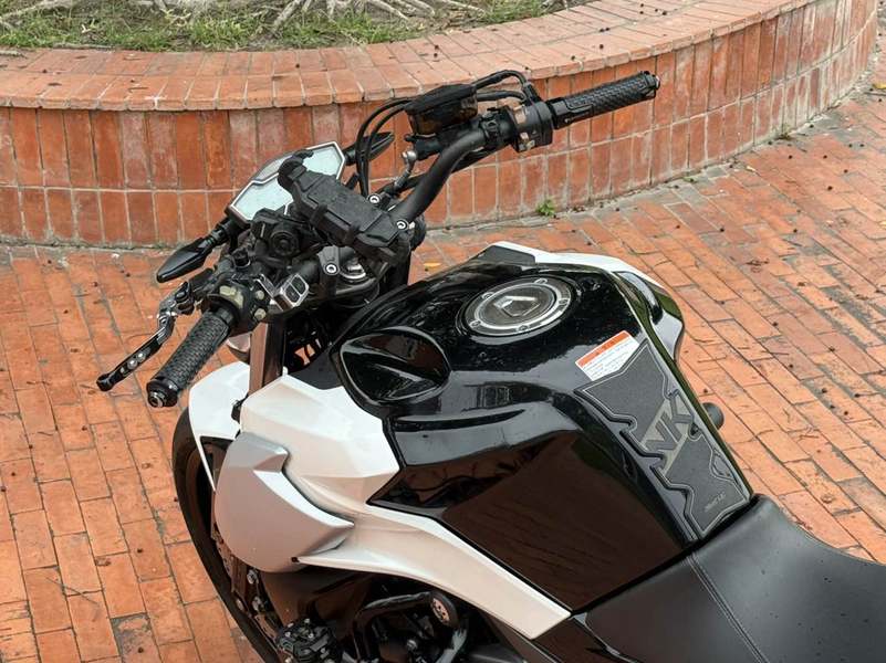 二手春风400NK