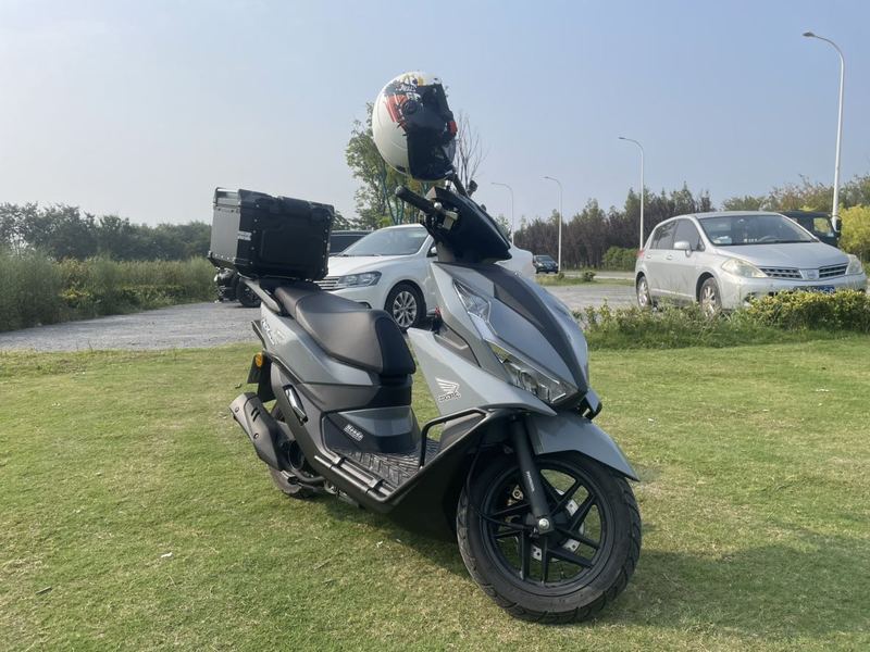 二手五羊本田NX125